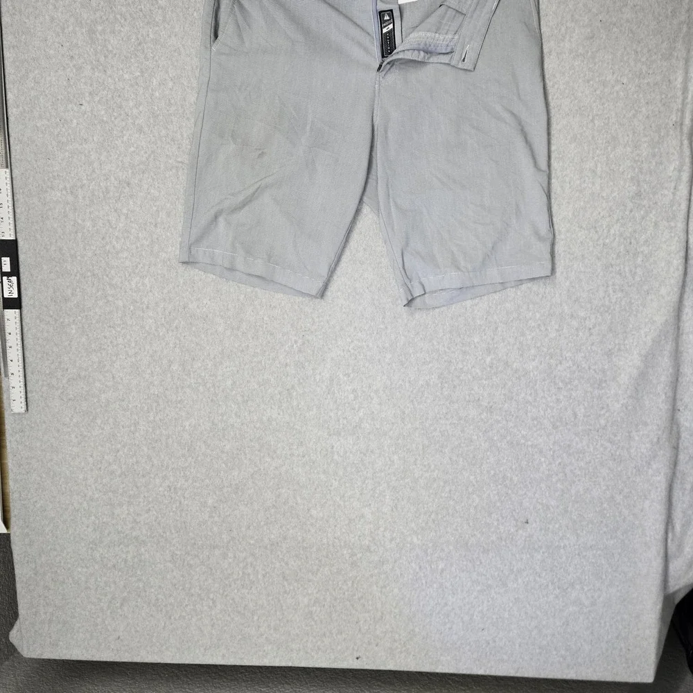 Travis Mathew Men Shorts 38 Gray Striped Chino Button 11